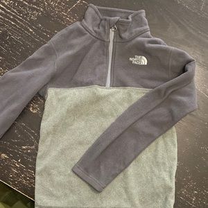 Gray North Face fleece 3/4 zip size small
